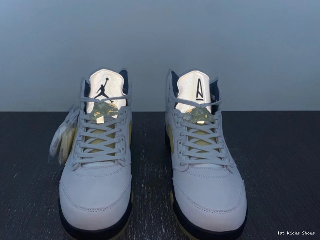 1st Kicks Maniere Air Jordan Ma WMNS A 5 FZ5758-004 x 0806